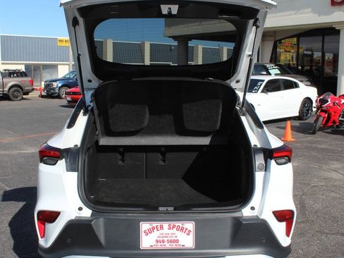 Used 2025 Buick Envista Preferred FWD image 13