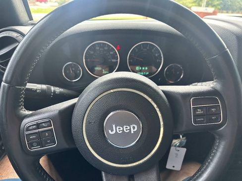 Used 2017 Jeep Wrangler Unlimited Sport w/ Quick Order Package 24S AWD/4WD image 12