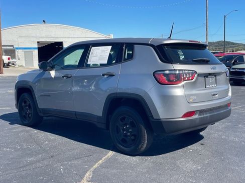 Used 2018 Jeep Compass Sport w/ Cold Weather Group image 5