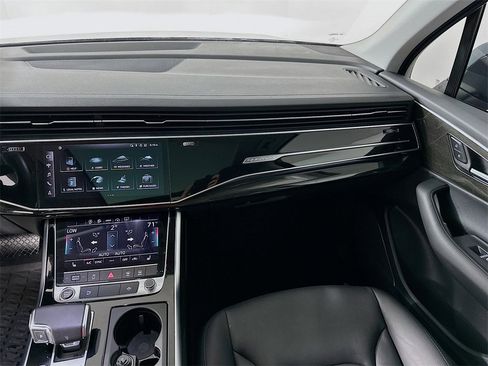 Used 2023 Audi Q7 2.0T Premium w/ Convenience Package image 20