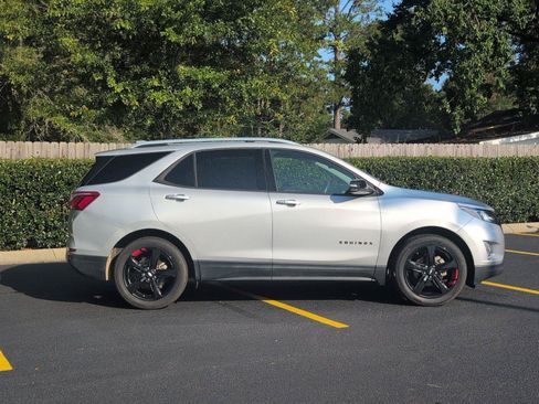Used 2021 Chevrolet Equinox Premier w/ Redline Edition FWD image 7