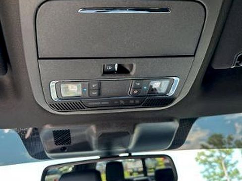 New 2025 Ford F150 Lariat w/ Equipment Group 501A Mid image 20