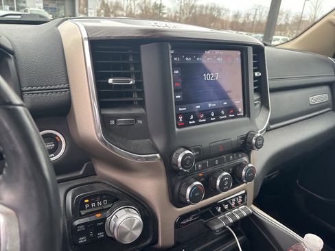 Used 2019 RAM 1500 Laramie image 8