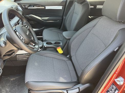 New 2026 Kia Seltos S FWD image 17