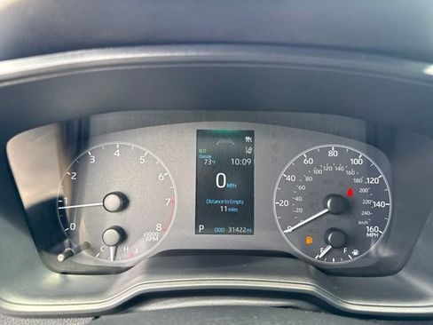 Certified 2024 Toyota Corolla SE FWD image 9