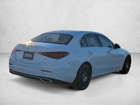 Used 2023 Mercedes-Benz C 300 Sedan image 5
