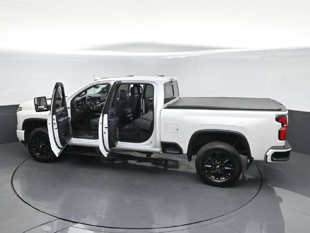 Used 2024 Chevrolet Silverado 3500 High Country w/ High Country Premium Package AWD/4WD image 58