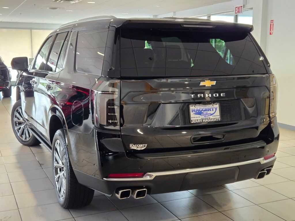 Used 2025 Chevrolet Tahoe High Country RWD image 18