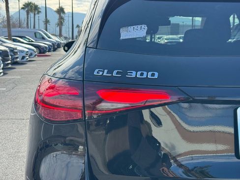 Certified 2025 Mercedes-Benz GLC 300 GLC 300 image 21