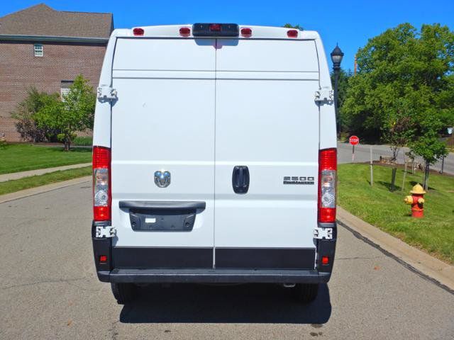 Used 2025 RAM ProMaster 2500 w/ Convenience Group FWD image 12