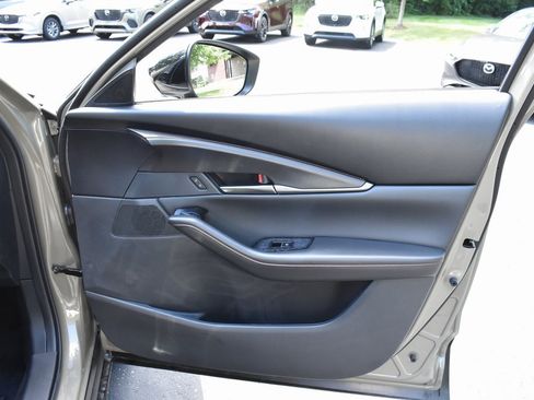 New 2025 MAZDA CX-30 Carbon image 21