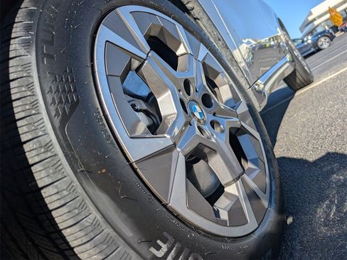 Certified 2025 BMW X1 xDrive28i w/ Technology Package image 9