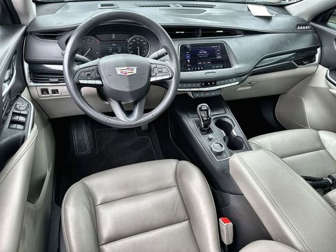 Used 2023 Cadillac XT4 Premium Luxury w/ Enhanced Visibility Package FWD image 20