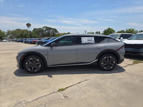 New 2026 Kia EV6 Light RWD image 5