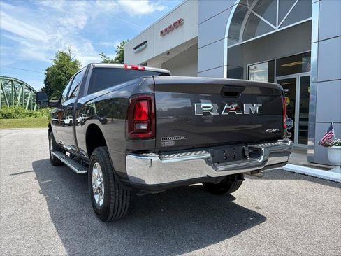Certified 2026 RAM 2500 Big Horn AWD/4WD image 9