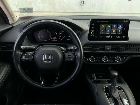 Used 2025 Honda HR-V EX-L image 13