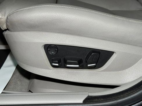 Used 2011 BMW 535i Sedan image 37