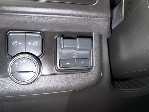 Used 2024 GMC Yukon Denali Ultimate image 35