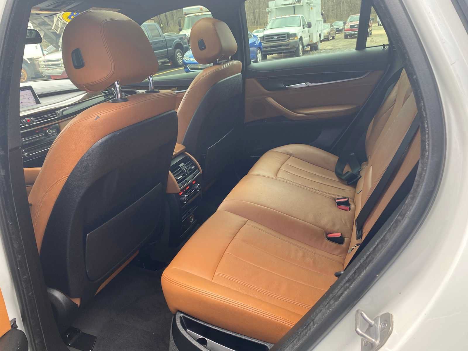Used 2018 BMW X6 M50i AWD/4WD image 9