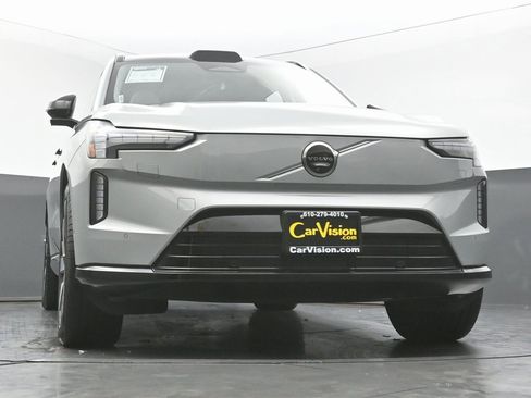 Used 2025 Volvo EX90 Ultra image 49