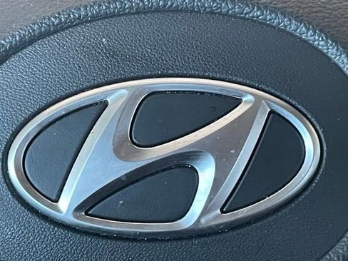 Used 2023 Hyundai Palisade SEL image 11