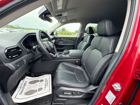 Certified 2026 Honda Passport RTL image 13