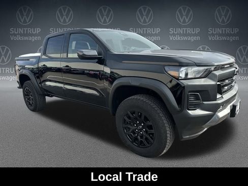Used 2025 Chevrolet Colorado Trail Boss image 9