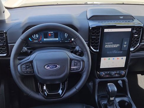 New 2025 Ford Ranger Lariat w/ FX4 Off-Road Package image 13