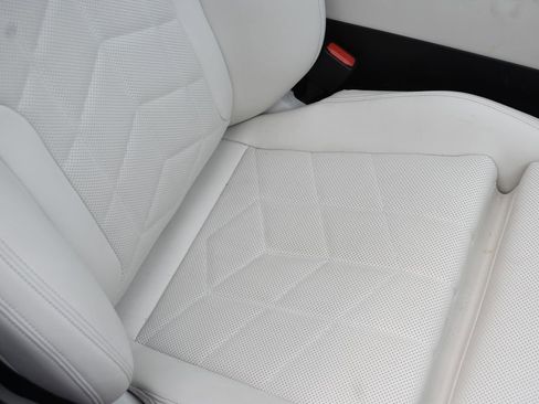 Used 2024 BMW i5 eDrive40i RWD image 25