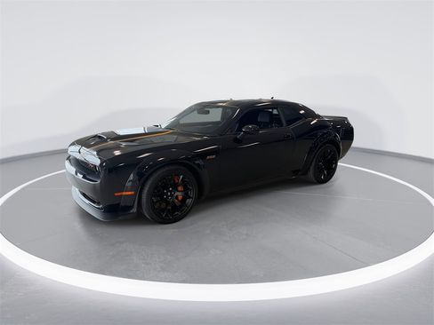 Used 2023 Dodge Challenger R/T Scat Pack image 5
