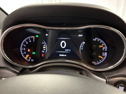 Used 2020 Jeep Grand Cherokee Limited AWD/4WD image 14