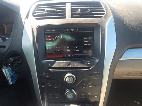 Used 2012 Ford Explorer XLT FWD image 26