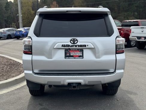 Used 2019 Toyota 4Runner SR5 Premium image 9