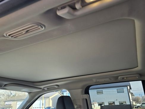 Used 2023 Ford Expedition Max XLT image 16