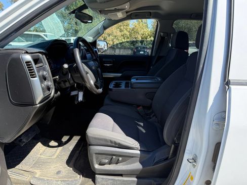 Used 2018 Chevrolet Silverado 1500 LT w/ All Star Edition AWD/4WD image 11