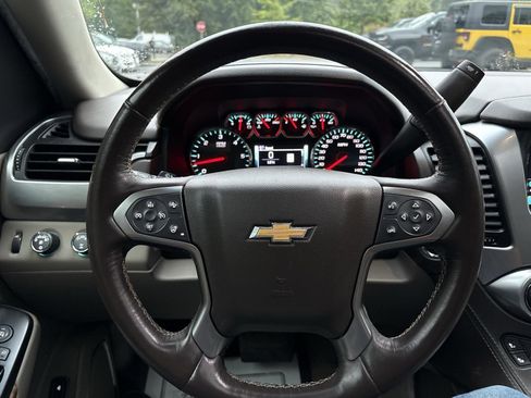 Used 2018 Chevrolet Tahoe Premier image 36