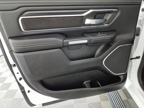 Used 2023 RAM 1500 Laramie AWD/4WD image 30
