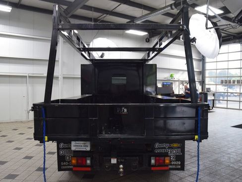 Used 2025 Chevrolet Low Cab Forward 5500XD RWD image 4