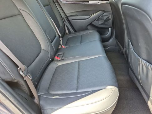Used 2021 Kia Seltos SX w/ SX Sunroof Package AWD/4WD image 22
