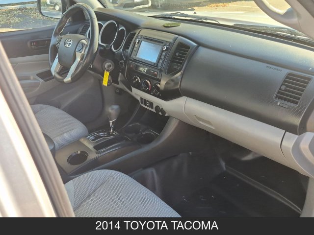 Used 2014 Toyota Tacoma 4x4 Access Cab w/ Convenience Package image 17