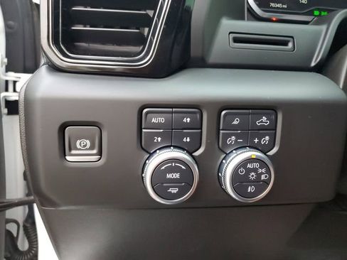 Used 2022 GMC Sierra 1500 AT4 w/ AT4 Premium Package image 30