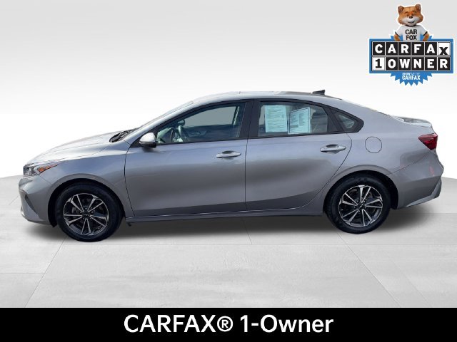Used 2024 Kia Forte LXS w/ LXS Technology Package FWD image 4