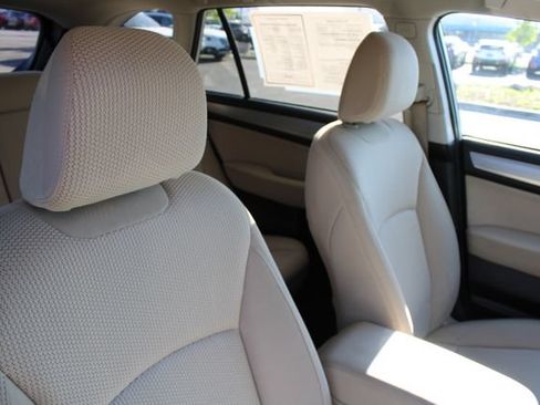 Used 2019 Subaru Outback 2.5i Premium AWD/4WD image 19