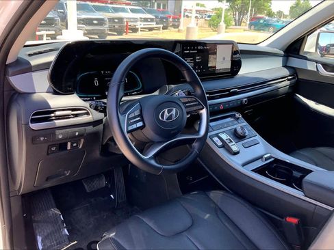 Used 2025 Hyundai Palisade SEL AWD/4WD image 18