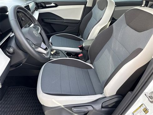 Certified 2025 Volkswagen Taos S image 25