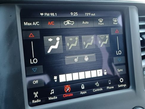 Used 2020 RAM 1500 Big Horn AWD/4WD image 21