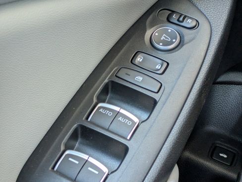 Used 2019 Honda Accord LX image 21