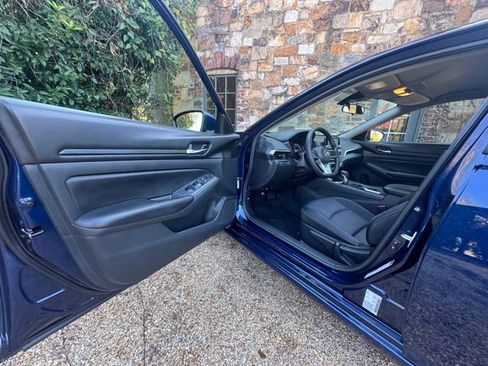 Used 2021 Nissan Altima 2.5 S image 37