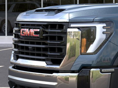 New 2026 GMC Sierra 3500 Pro AWD/4WD image 40