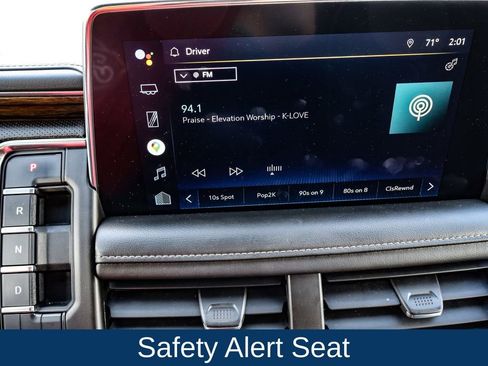 Used 2022 Chevrolet Suburban Premier image 34